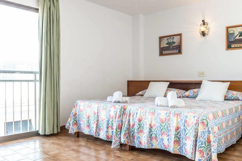 Apartamentos Orosol 2 By Typic Hotels Sant Antoni de Portmany Zewnętrze zdjęcie