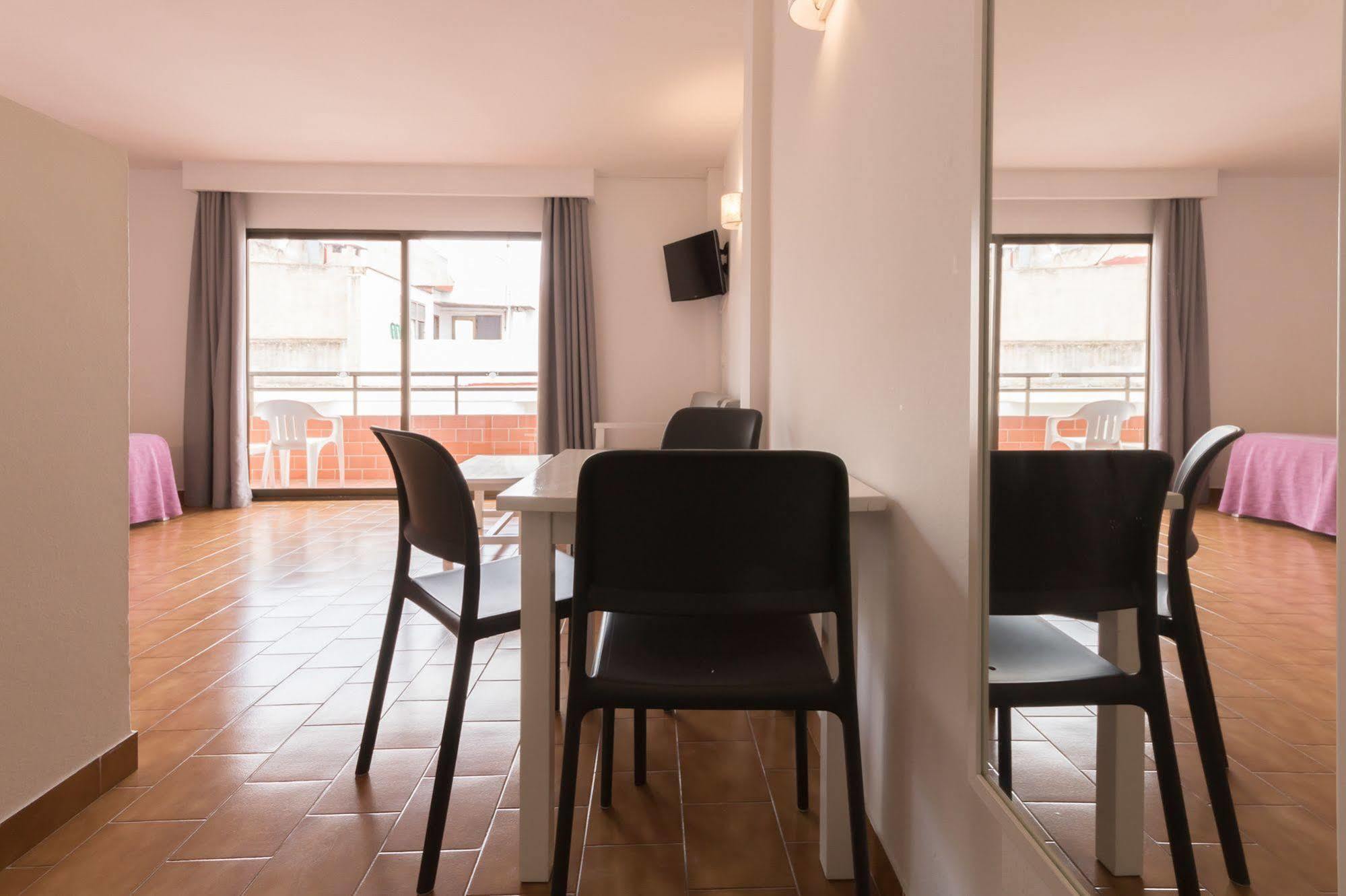 Apartamentos Orosol 2 By Typic Hotels Sant Antoni de Portmany Zewnętrze zdjęcie