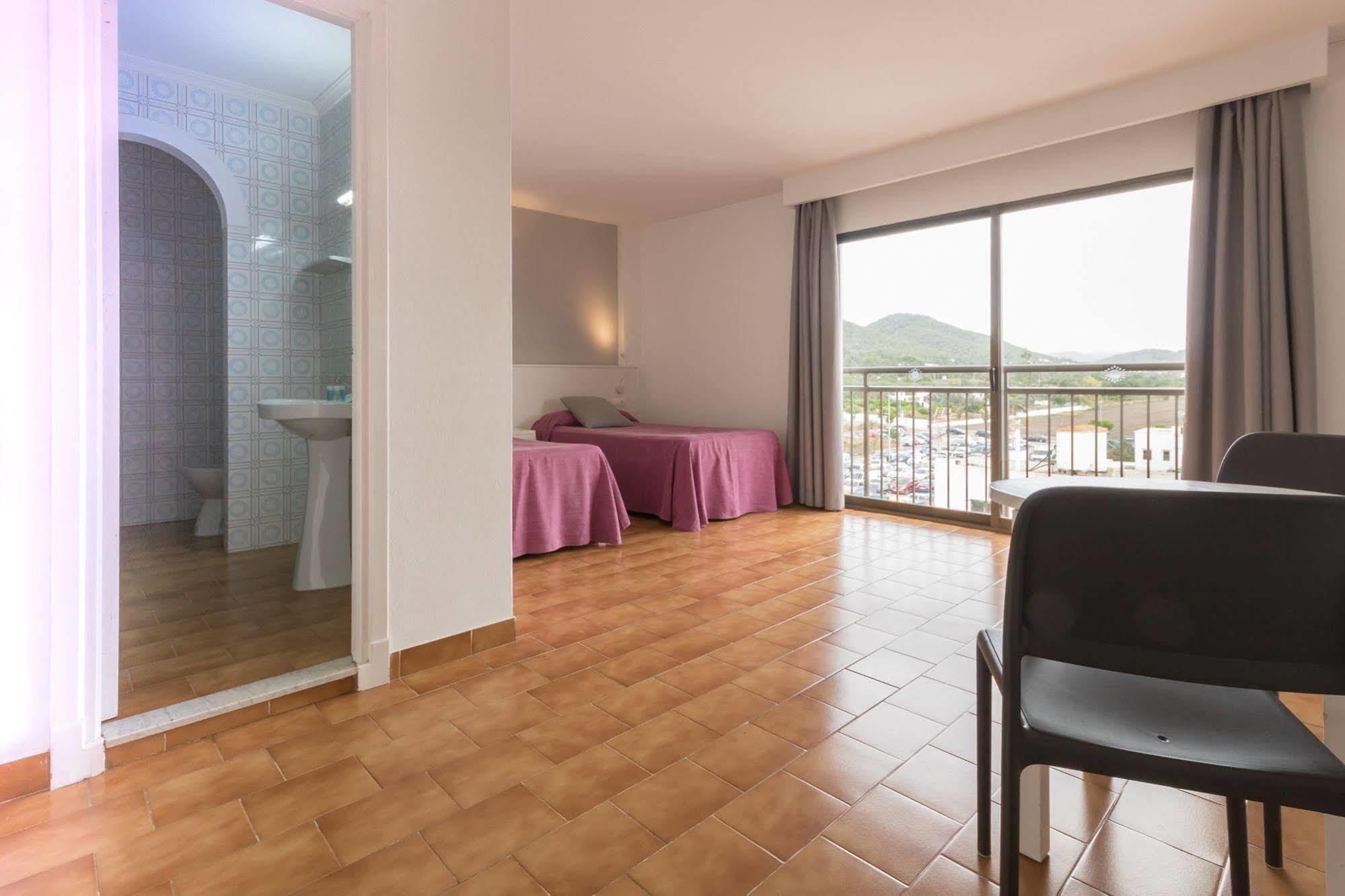Apartamentos Orosol 2 By Typic Hotels Sant Antoni de Portmany Zewnętrze zdjęcie